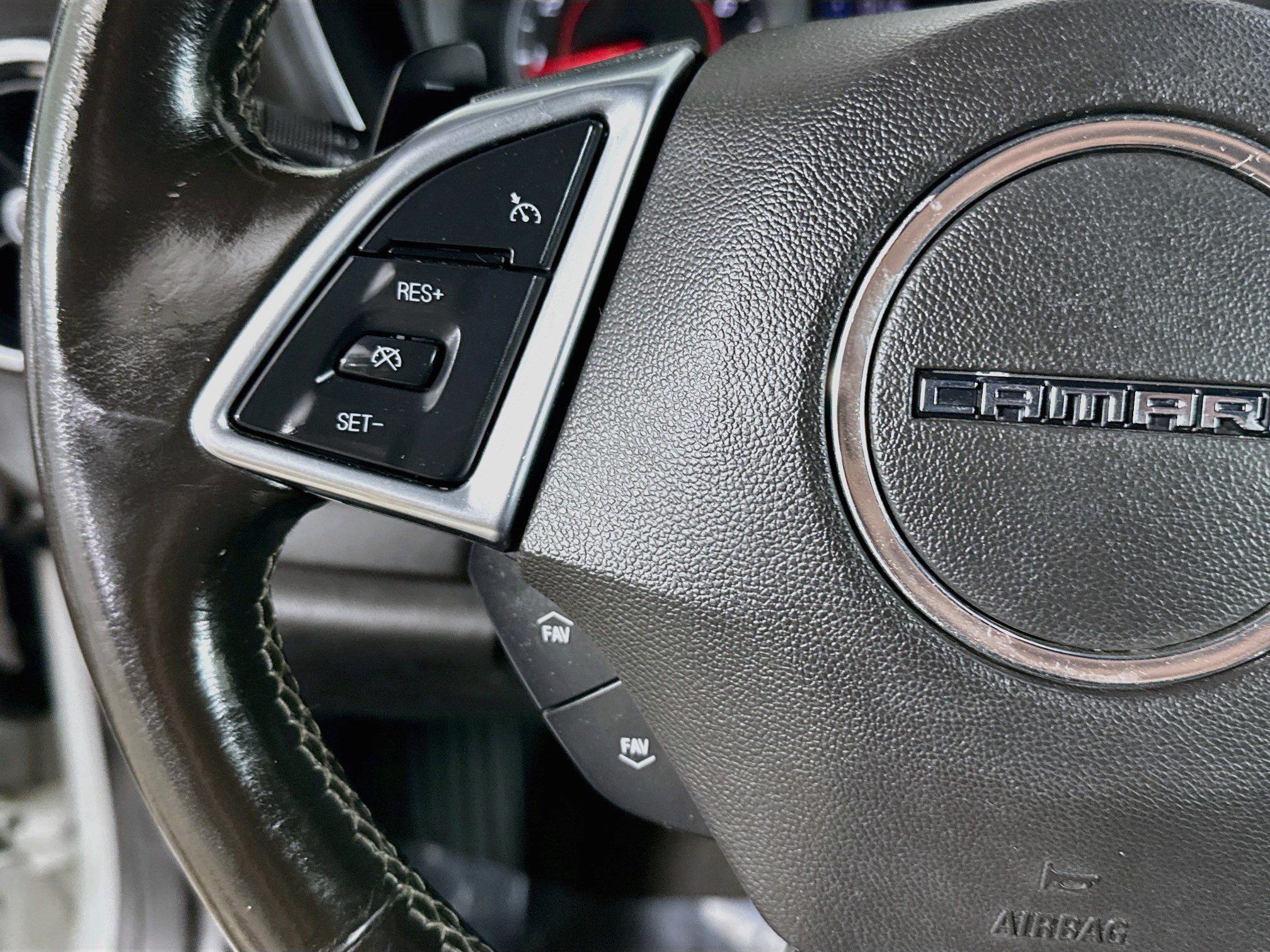 Used 2019 Chevrolet Camaro LT RWD image 14