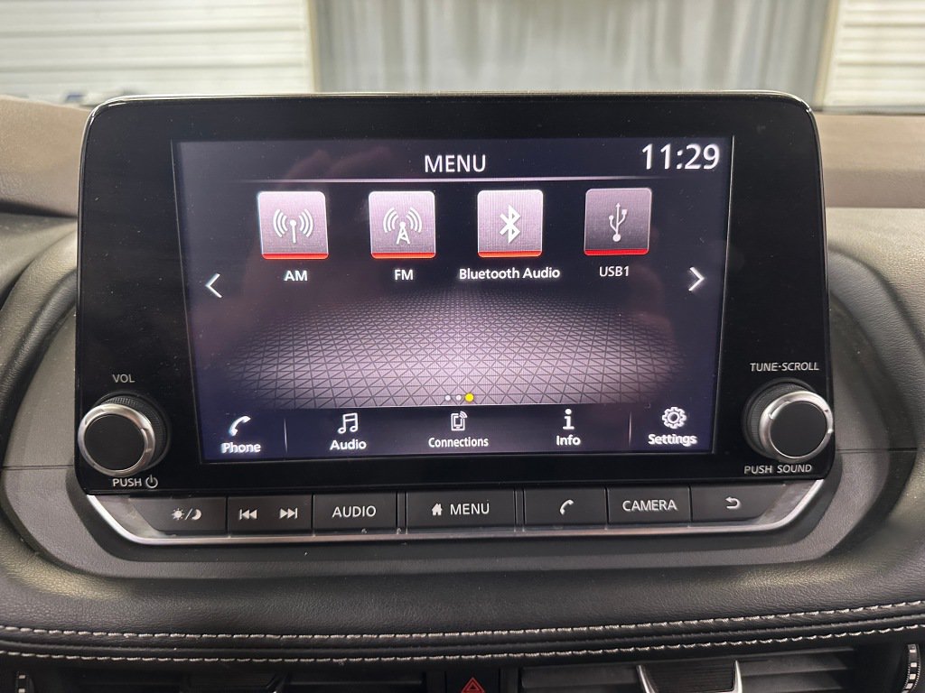 Used 2021 Nissan Rogue S AWD/4WD image 12