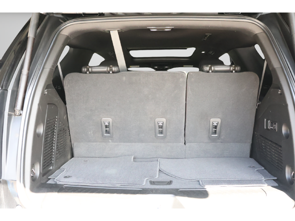 Used 2023 Chevrolet Tahoe LT w/ Luxury Package AWD/4WD image 50