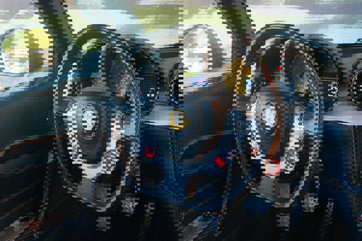 Used 2012 Ferrari FF image 14