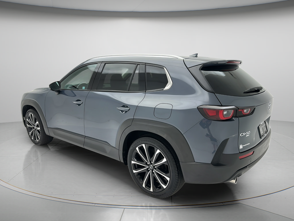 Used 2025 MAZDA CX-50 AWD 2.5 S w/ Premium Plus Pkg image 4