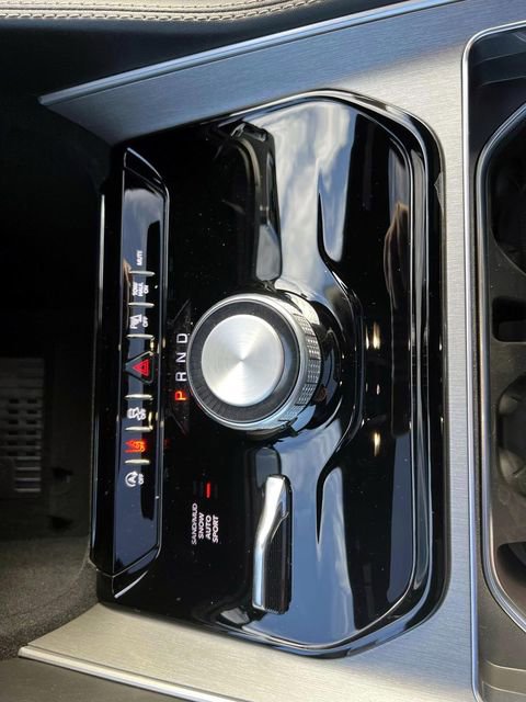 New 2026 Jeep Grand Wagoneer Limited w/ Premium Group II image 7