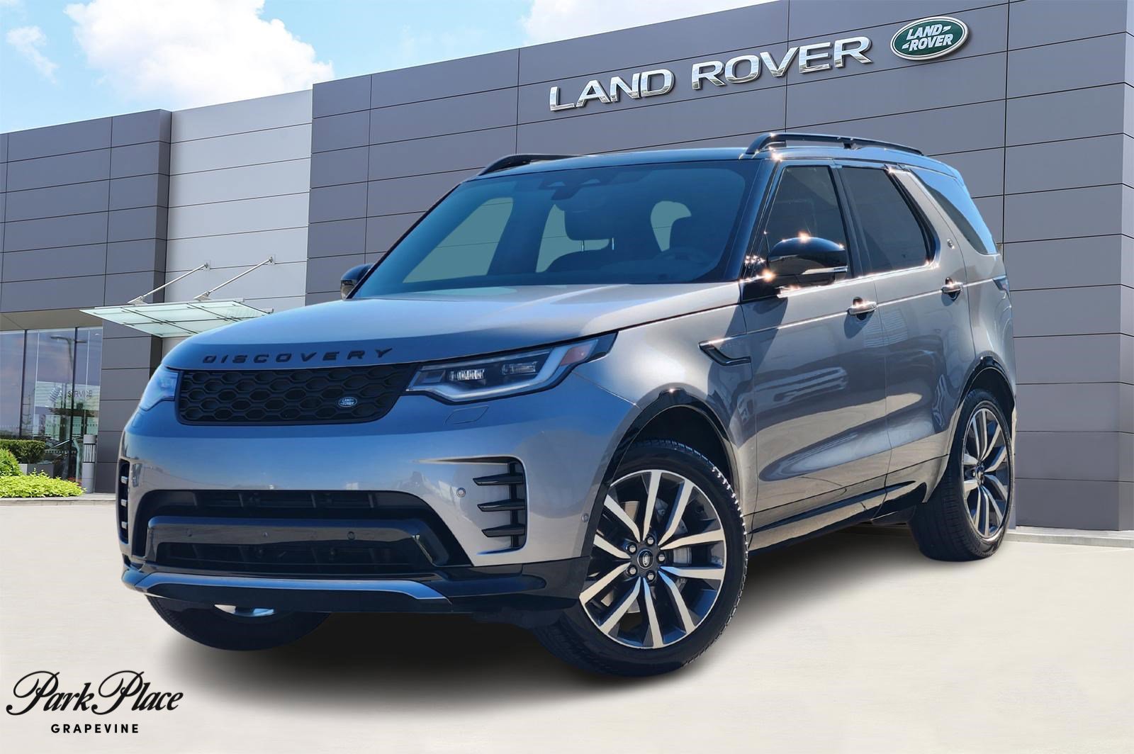 Certified 2024 Land Rover Discovery Dynamic SE video 1