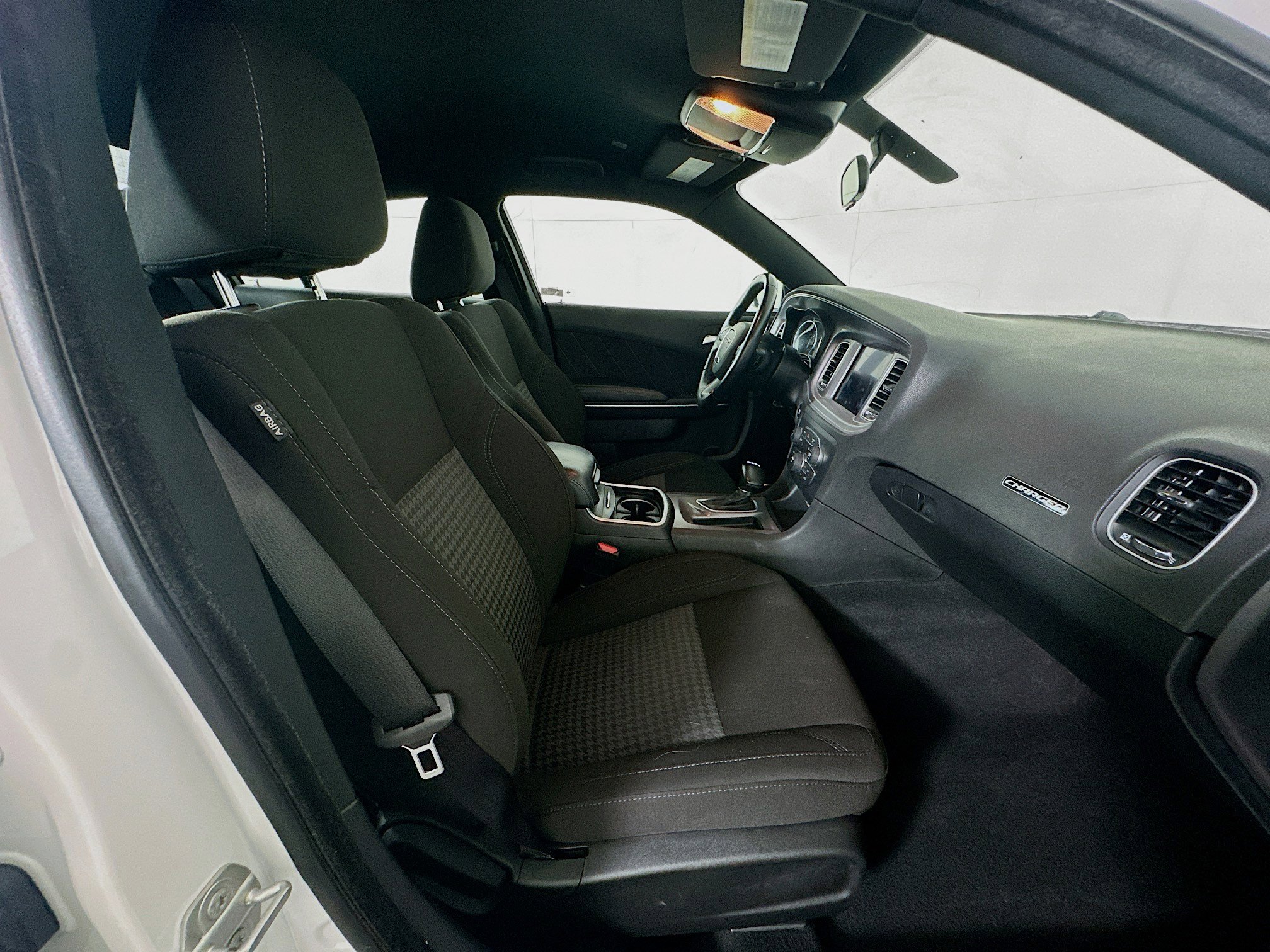 Used 2023 Dodge Charger SXT RWD image 30