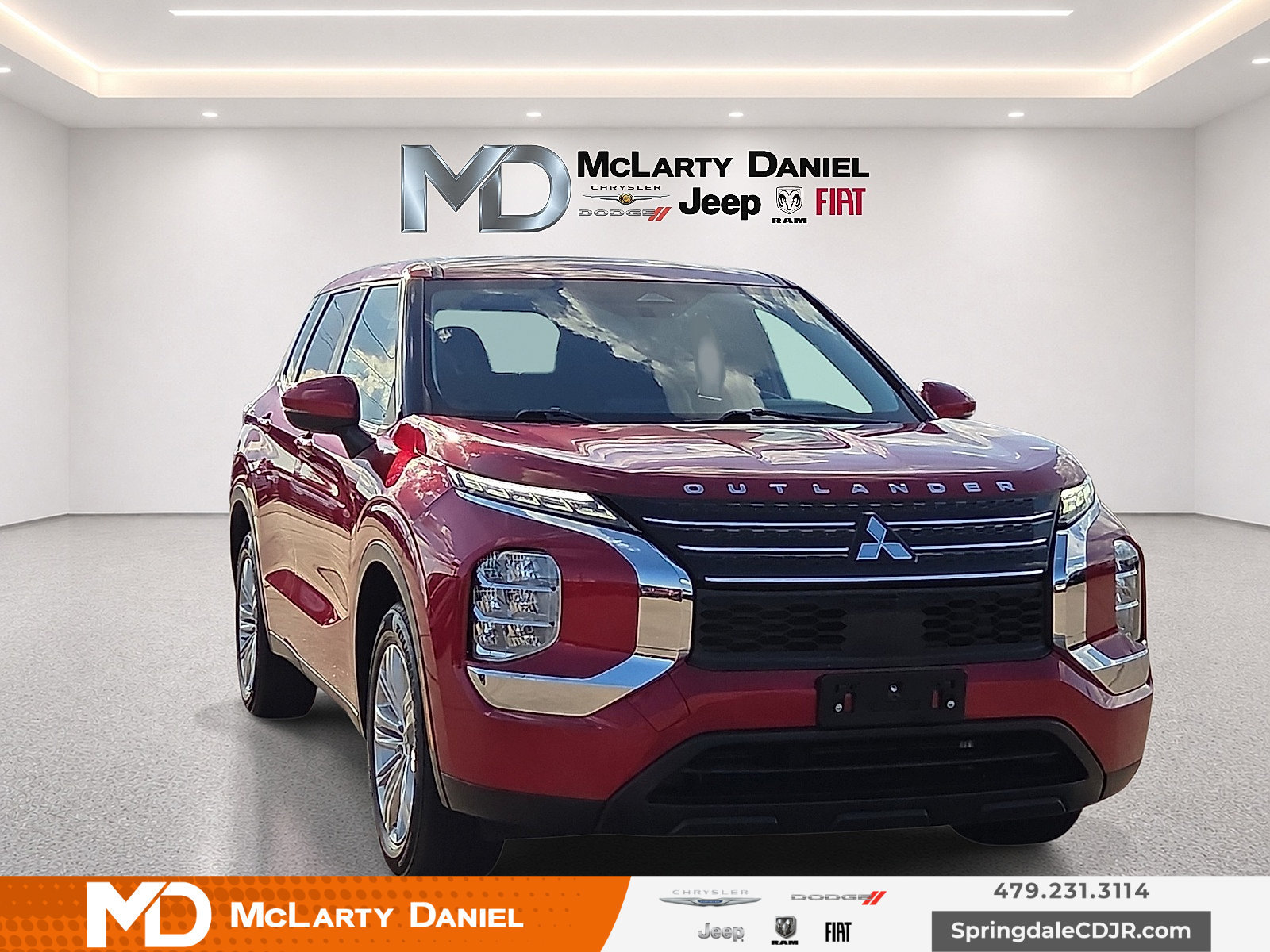 Used 2024 Mitsubishi Outlander ES FWD image 1