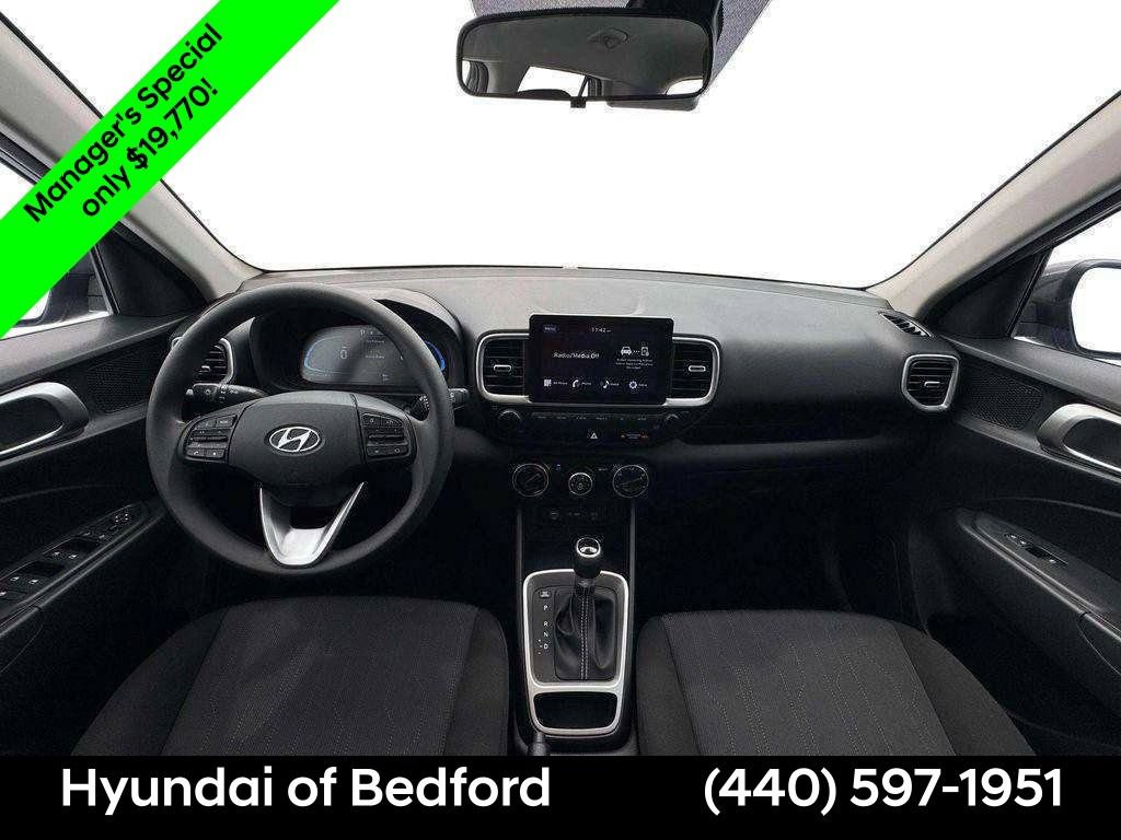 Certified 2026 Hyundai Venue SE FWD image 14