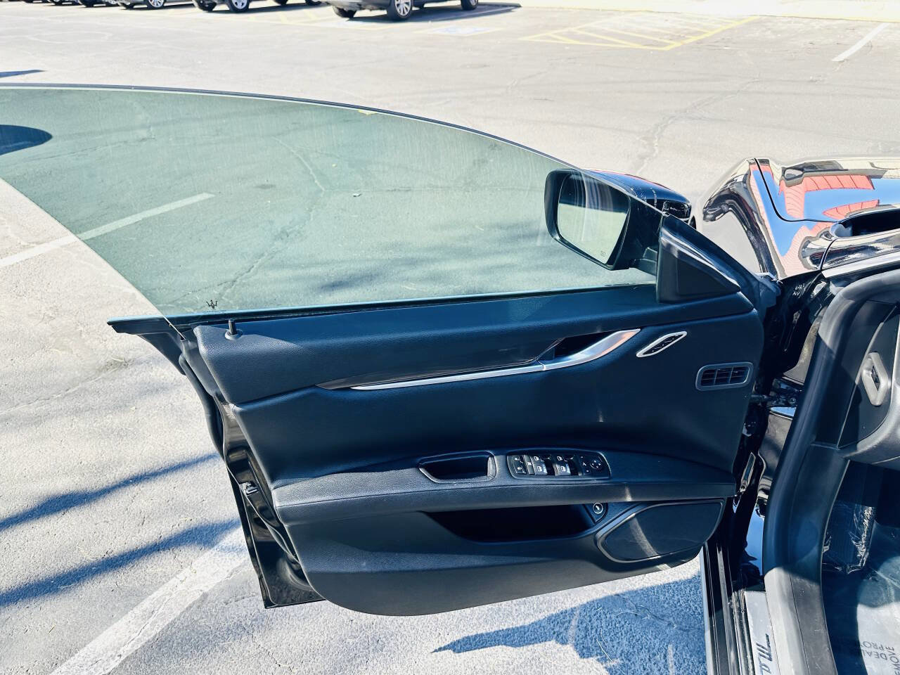 Used 2016 Maserati Ghibli RWD image 8