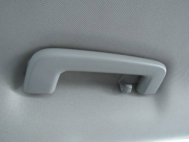 Used 2016 Lincoln MKZ Hybrid image 30