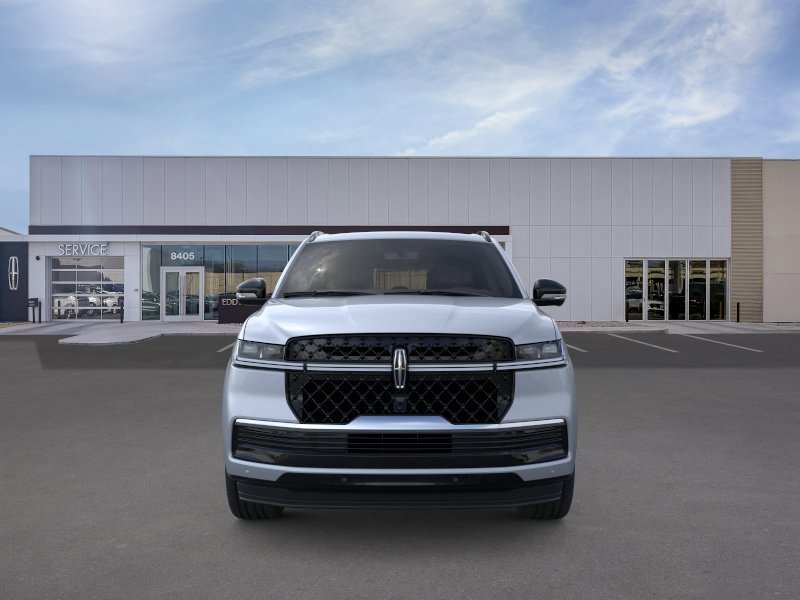 New 2025 Lincoln Navigator Reserve w/ Jet Appearance Package image 6