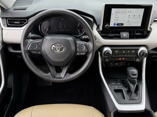 Used 2023 Toyota RAV4 XLE image 12
