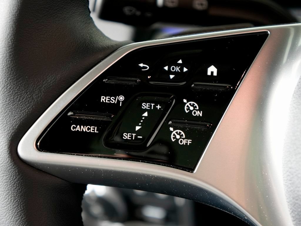 Certified 2026 Mercedes-Benz GLB 250 4MATIC image 19