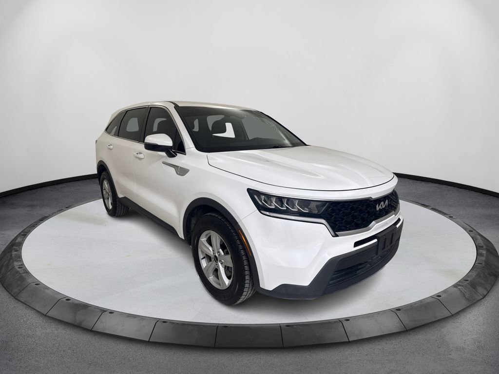 Used 2022 Kia Sorento LX FWD image 3