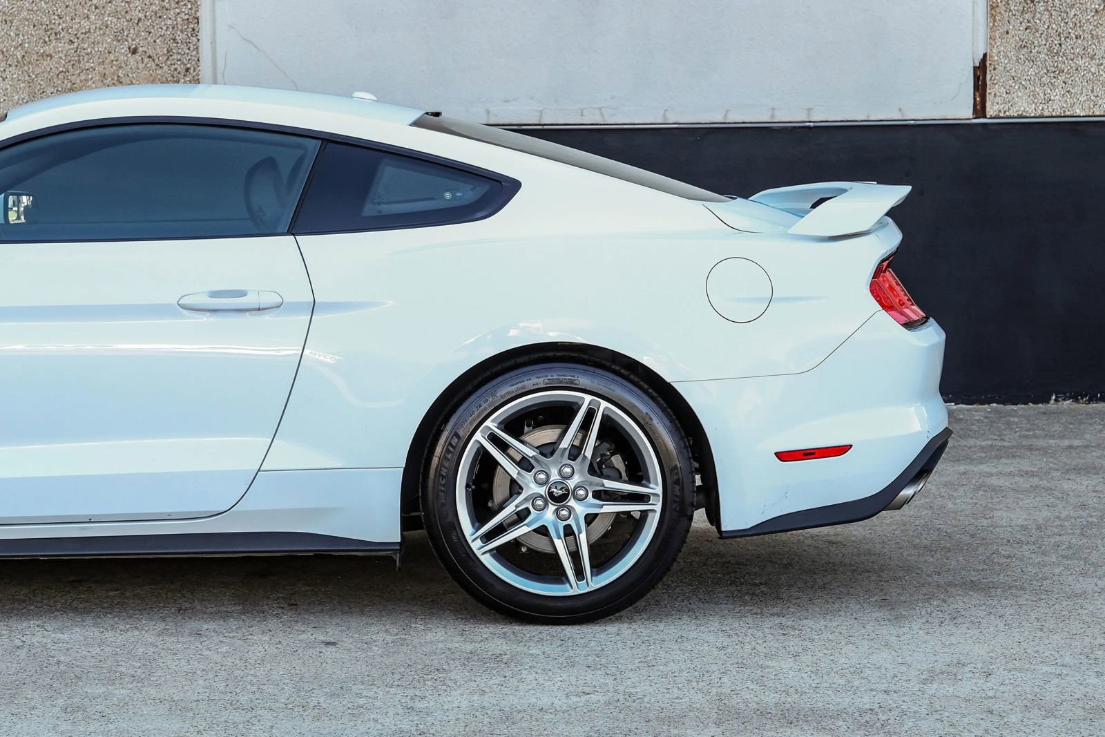 Used 2019 Ford Mustang GT Premium w/ GT Performance Package image 18