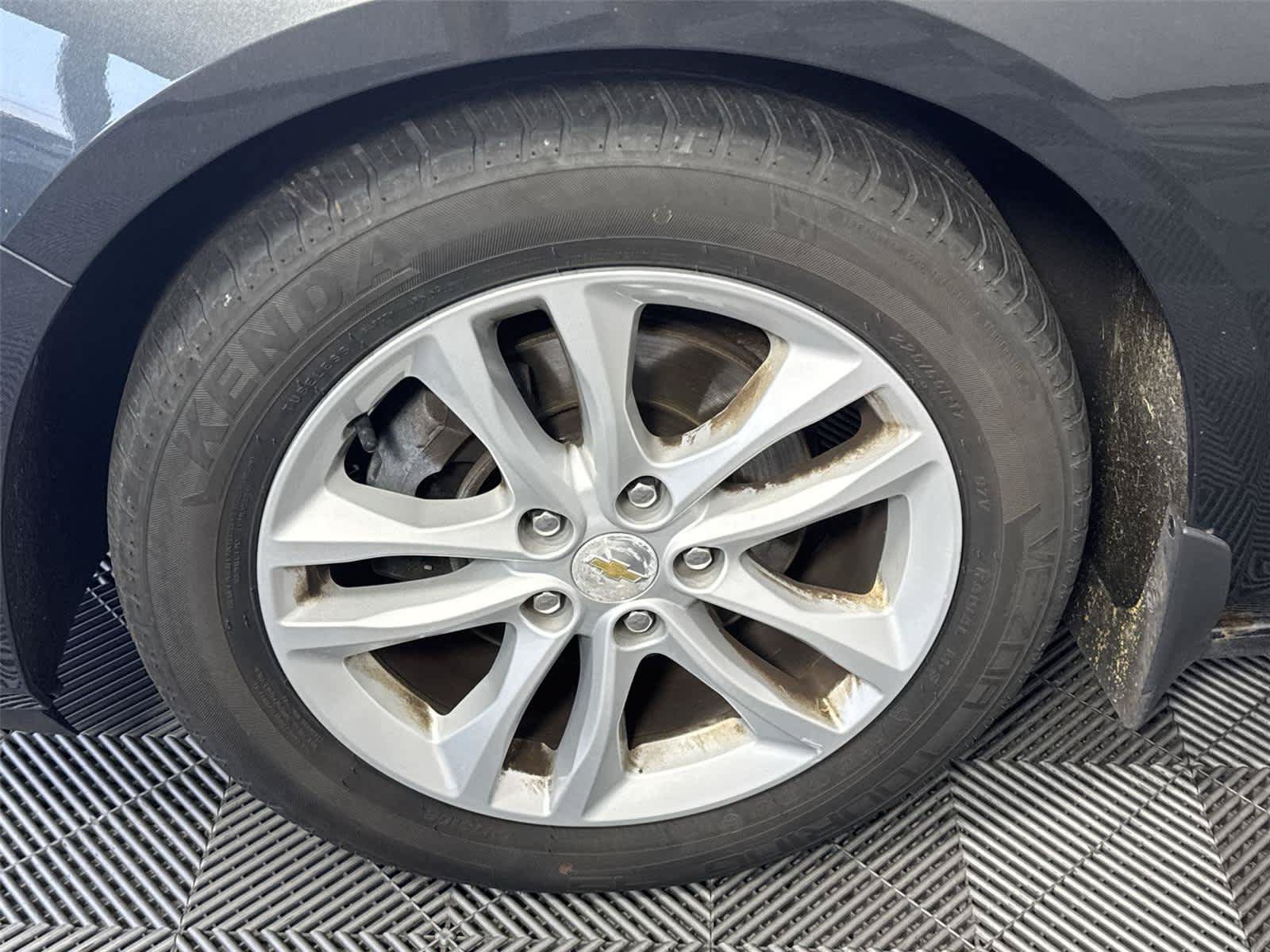 Used 2016 Chevrolet Malibu LT FWD image 12