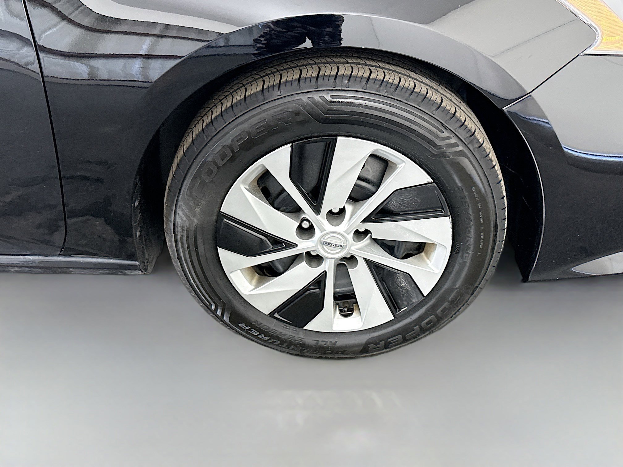 Used 2022 Nissan Altima 2.5 S FWD image 32