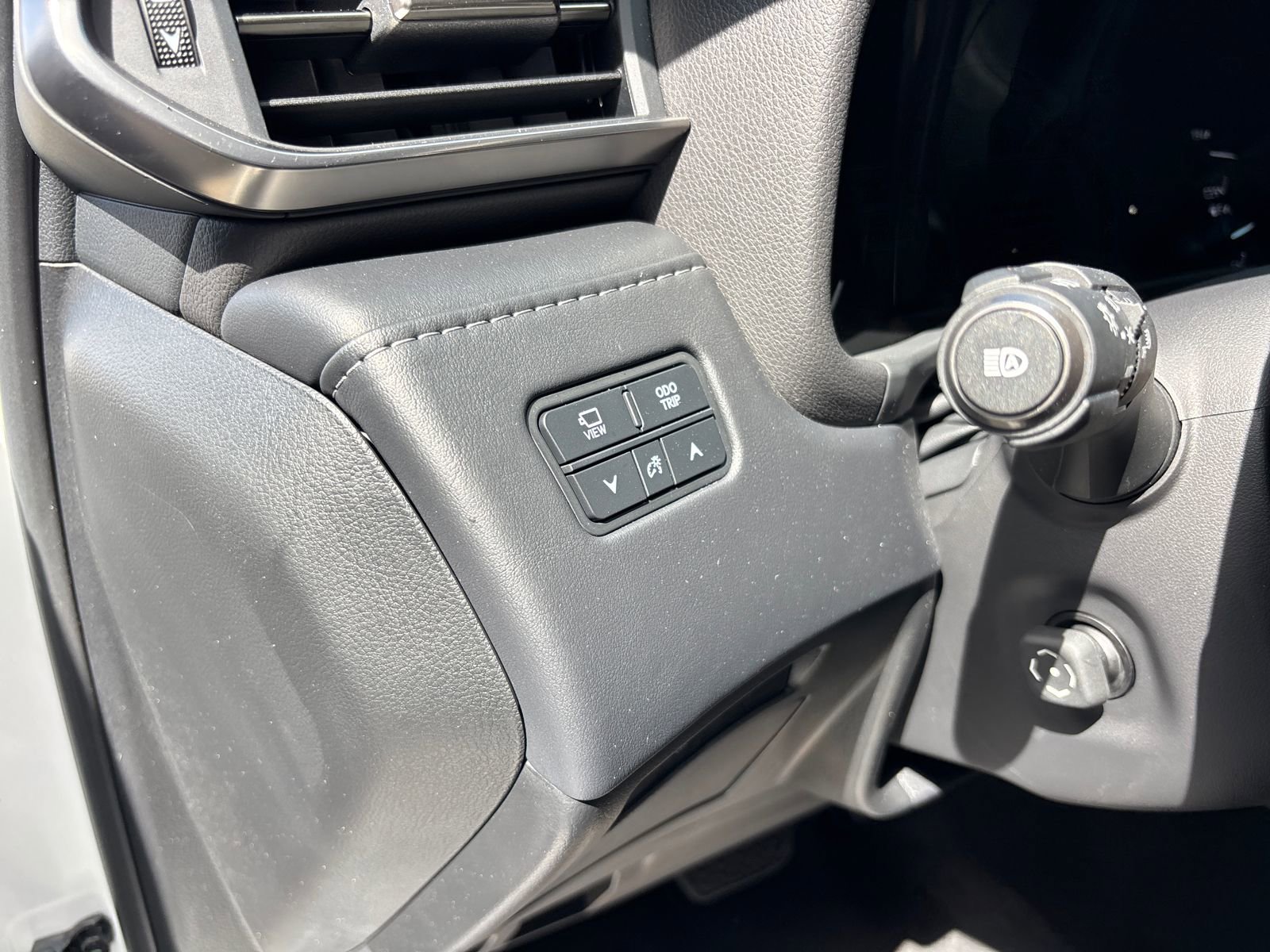 Used 2024 Lexus LX 600 4WD w/ Appearance Package image 14