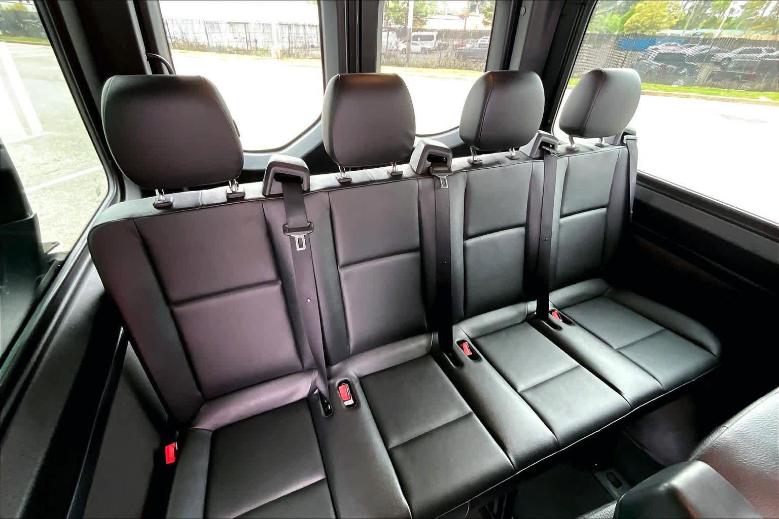 Used 2022 Mercedes-Benz Sprinter 2500 image 20