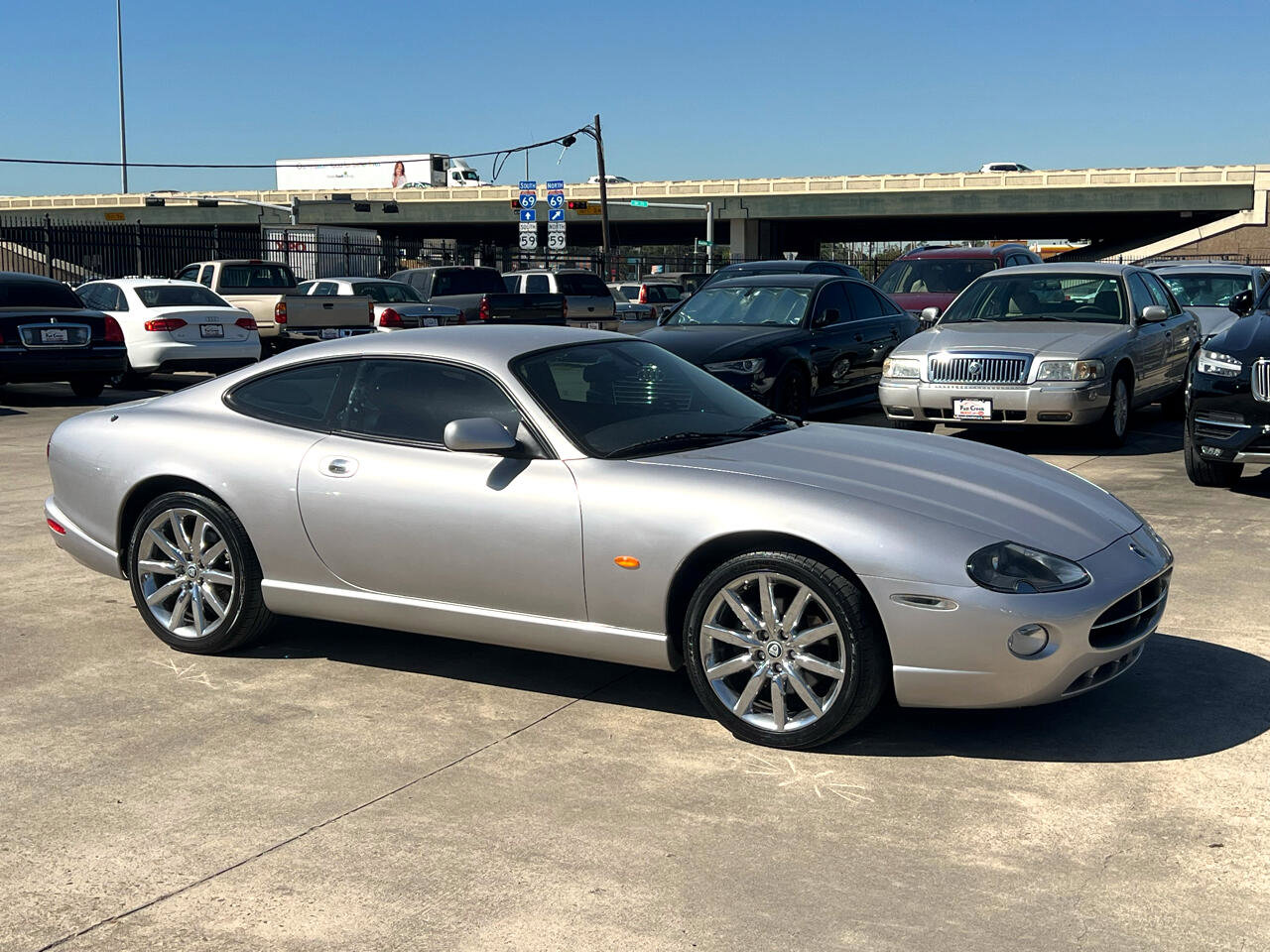 Used 2006 Jaguar XK8 Coupe image 10