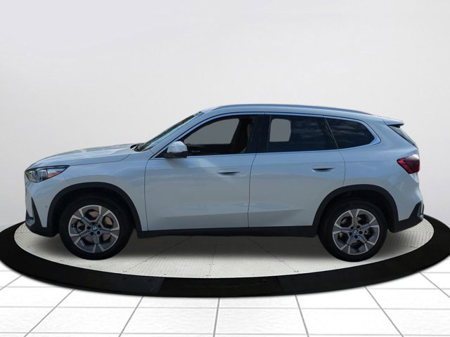 Used 2023 BMW X1 xDrive28i w/ Premium Package image 6