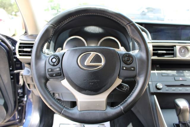 Used 2015 Lexus IS 250 RWD image 17