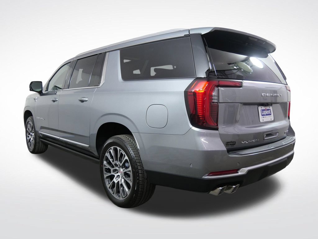 New 2026 GMC Yukon XL Denali w/ Denali Reserve Package AWD/4WD image 4