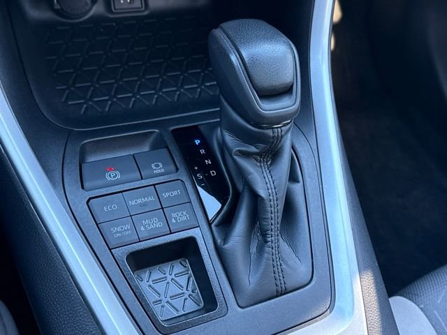 Used 2024 Toyota RAV4 XLE image 23