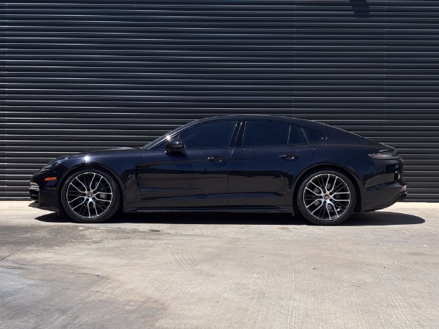 Certified 2023 Porsche Panamera 4 Platinum Edition AWD/4WD image 2