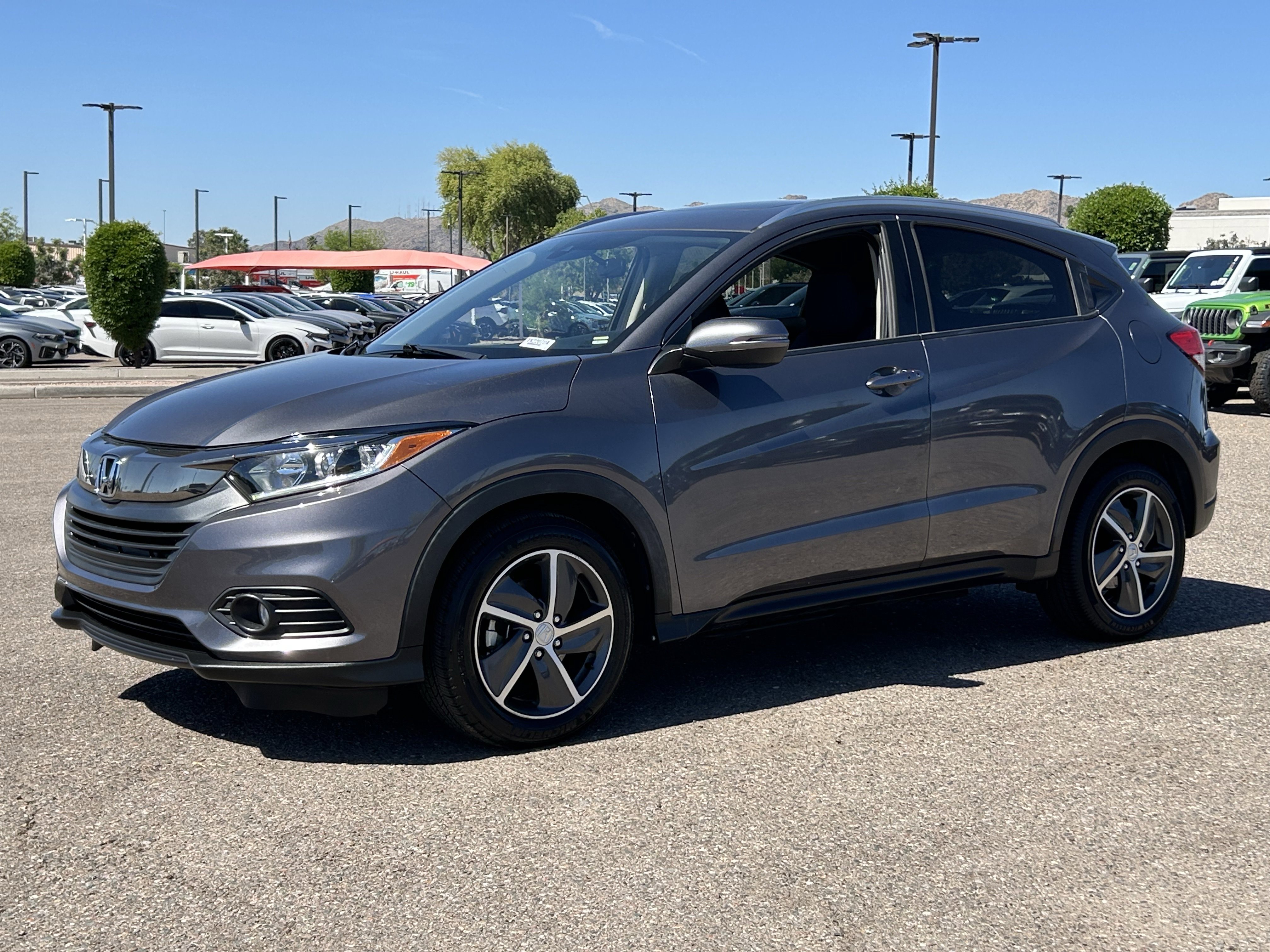 Used 2022 Honda HR-V EX image 2