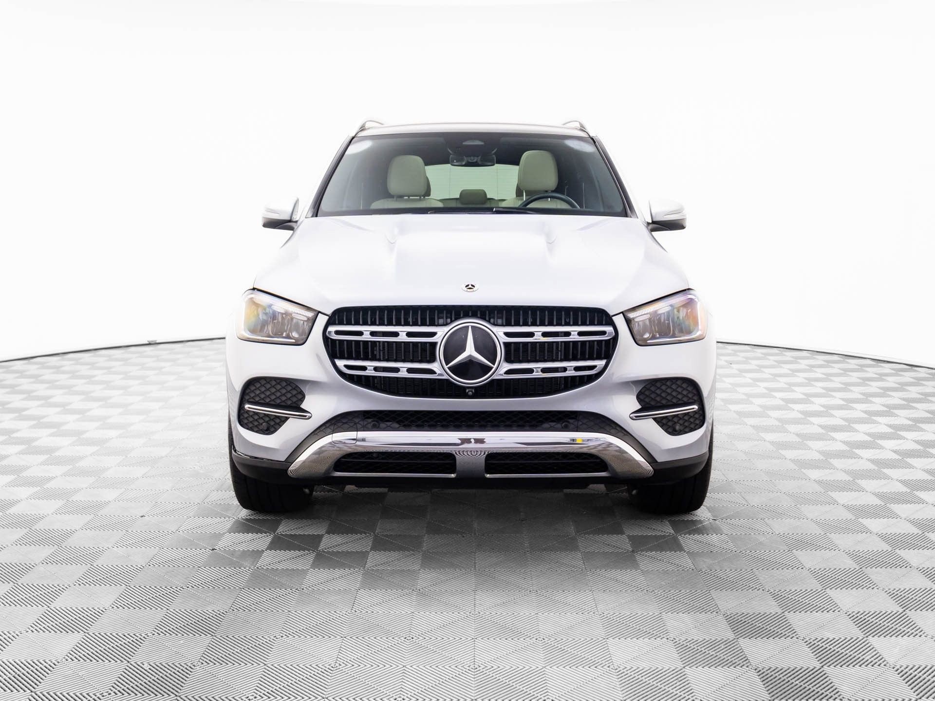 Certified 2024 Mercedes-Benz GLE 350 4MATIC w/ Winter Package image 11