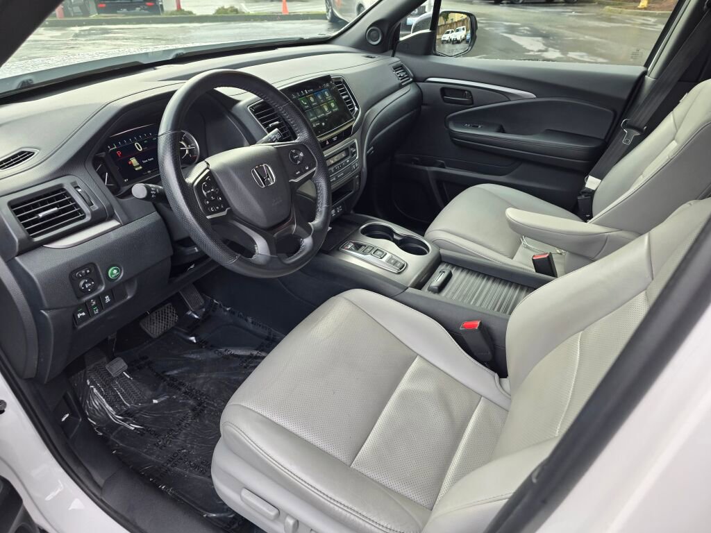 Certified 2023 Honda Passport EX-L image 5