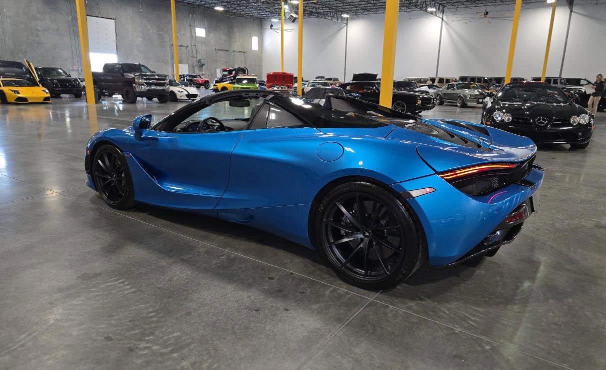 Used 2020 McLaren 720S Luxury RWD image 3