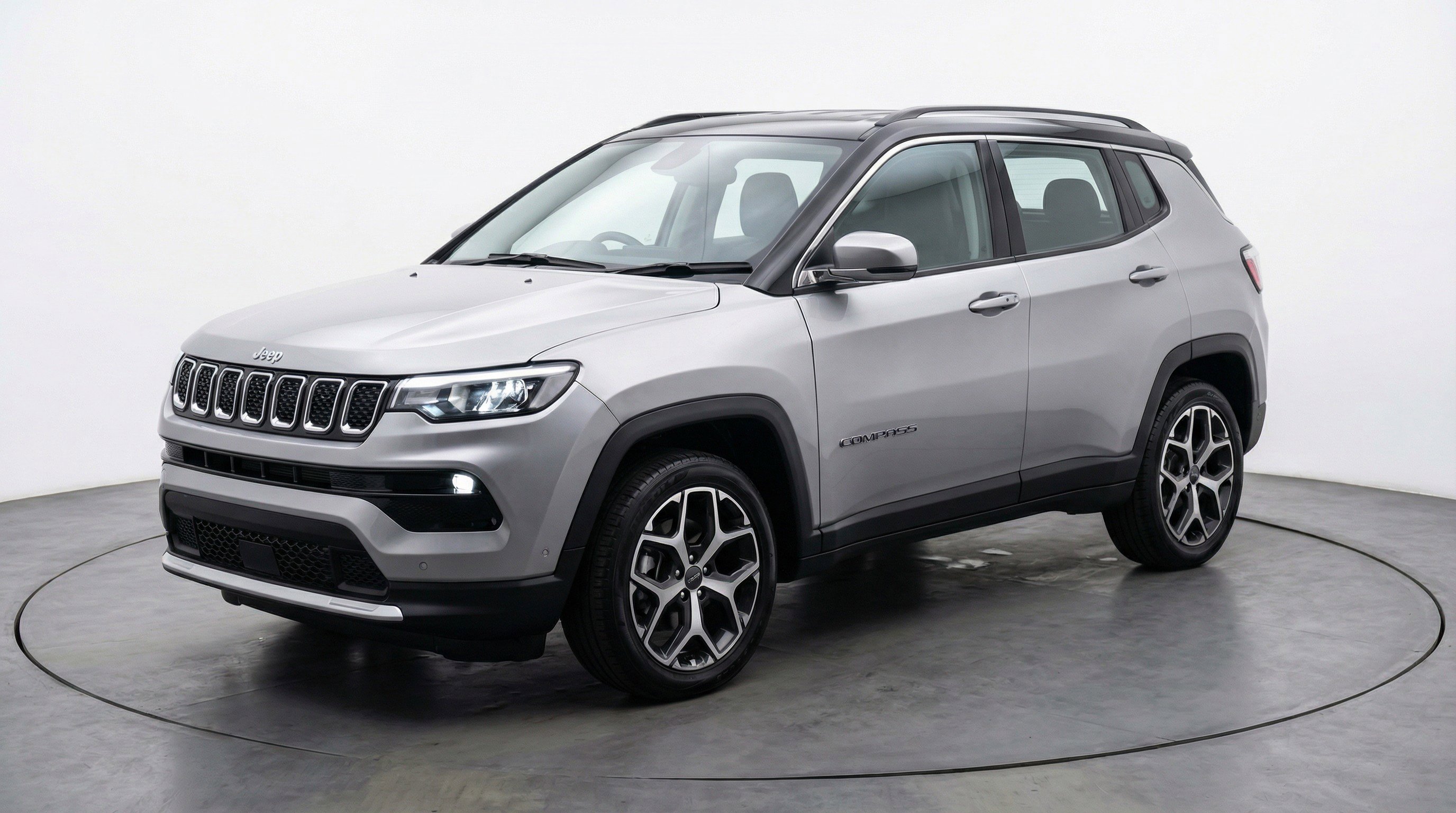 Used 2025 Jeep Compass Limited AWD/4WD image 3