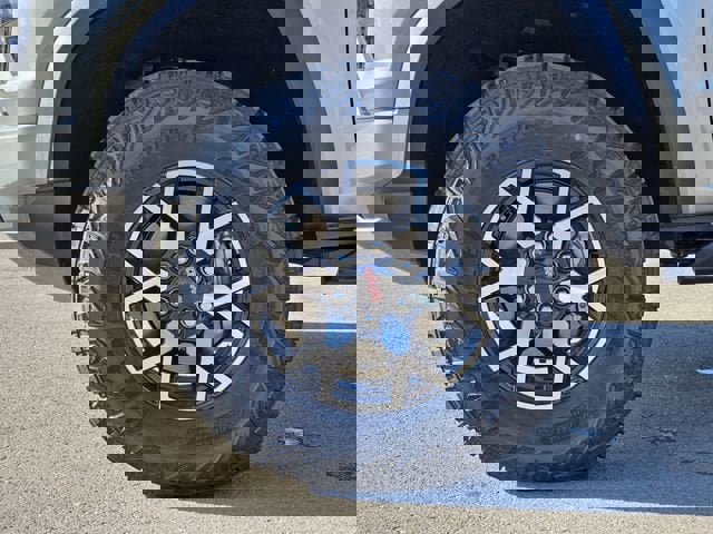 New 2026 GMC Canyon AT4X image 9