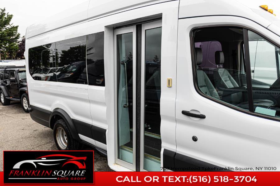 Used 2017 Ford Transit 350 XL image 10