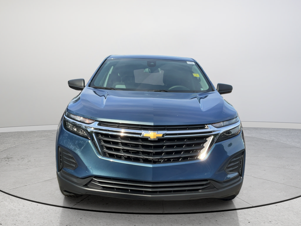 Certified 2024 Chevrolet Equinox LS w/ LS Convenience Package FWD image 4