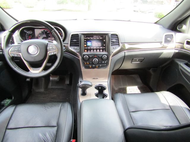 Used 2015 Jeep Grand Cherokee Overland w/ Advanced Technology Group RWD image 14