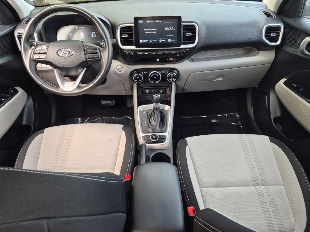 Used 2025 Hyundai Venue SEL FWD image 27