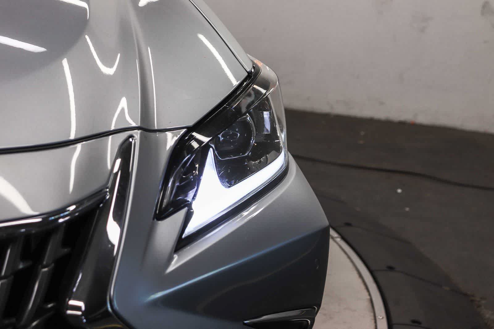 Used 2024 Lexus ES 350 w/ Premium Package FWD image 7