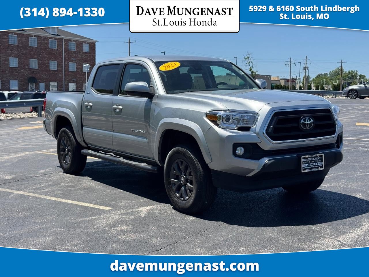 Used 2023 Toyota Tacoma SR5 AWD/4WD image 1