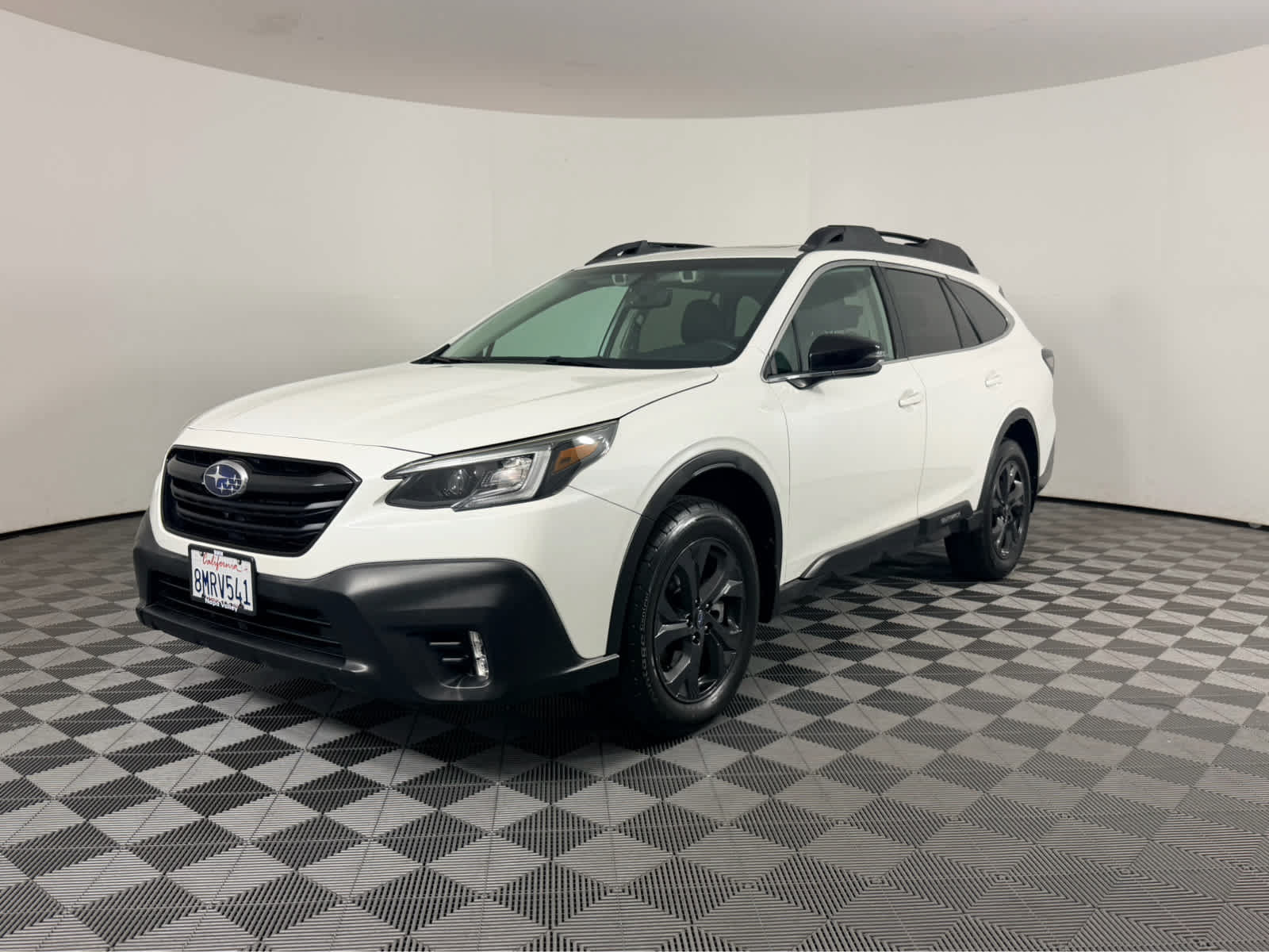 Used 2020 Subaru Outback Onyx Edition XT AWD/4WD image 7