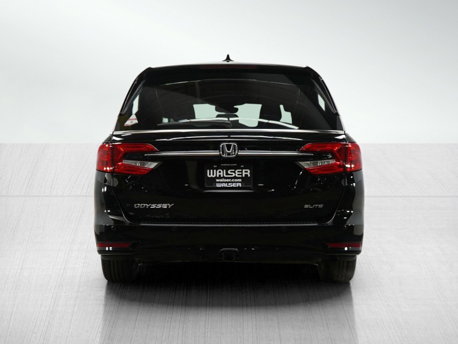 Used 2023 Honda Odyssey Elite image 5