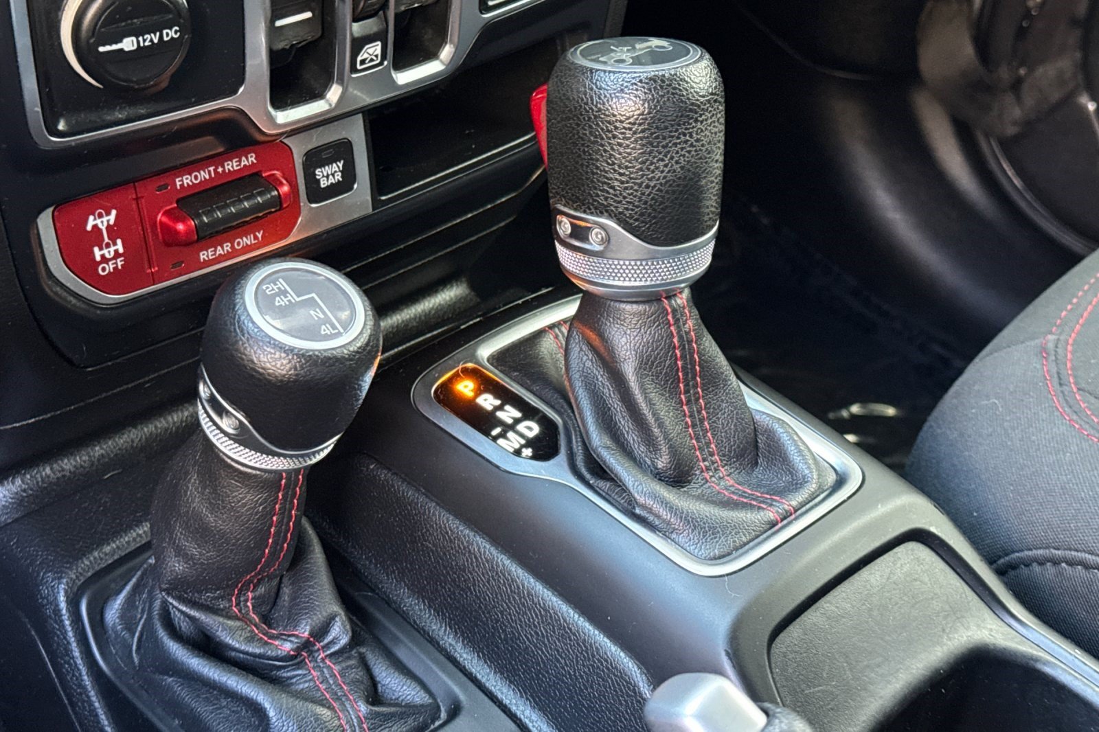 Used 2018 Jeep Wrangler Unlimited Rubicon AWD/4WD image 18