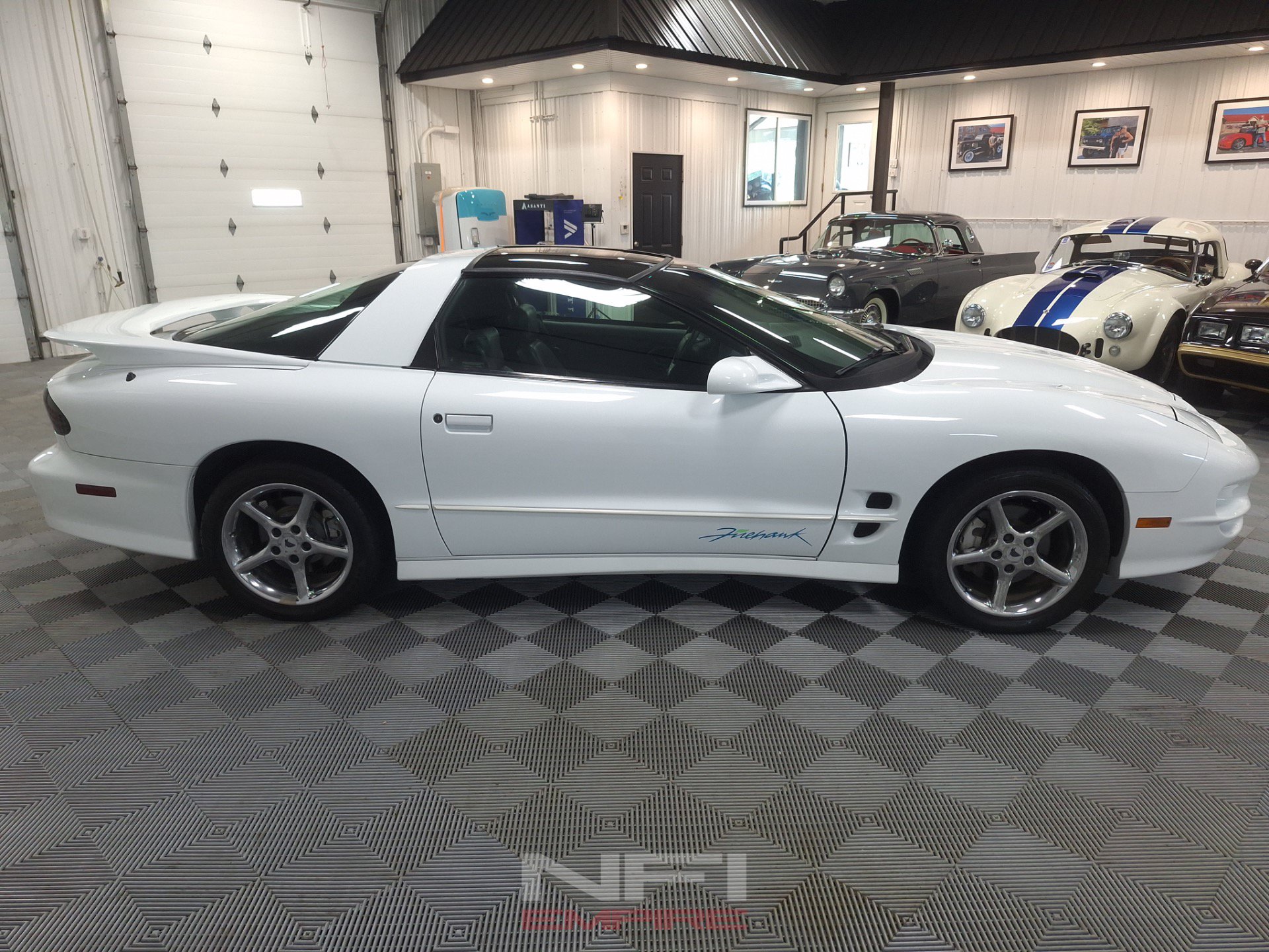 Used 1999 Pontiac Firebird Formula w/ SLP Firehawk Pkg RWD image 7