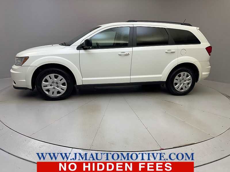 Used 2017 Dodge Journey SE w/ Popular Equipment Group image 2