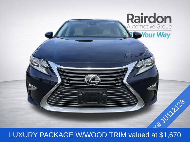 Used 2018 Lexus ES 350 w/ Luxury Package w/Wood Trim FWD image 2