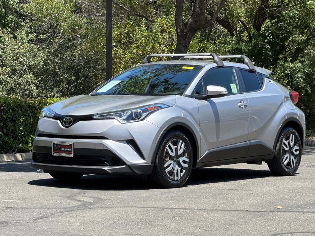 Used 2019 Toyota C-HR LE FWD image 9