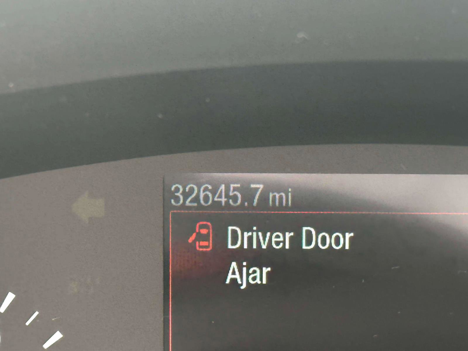 Used 2022 Ford Escape SE w/ Cold Weather Package image 24