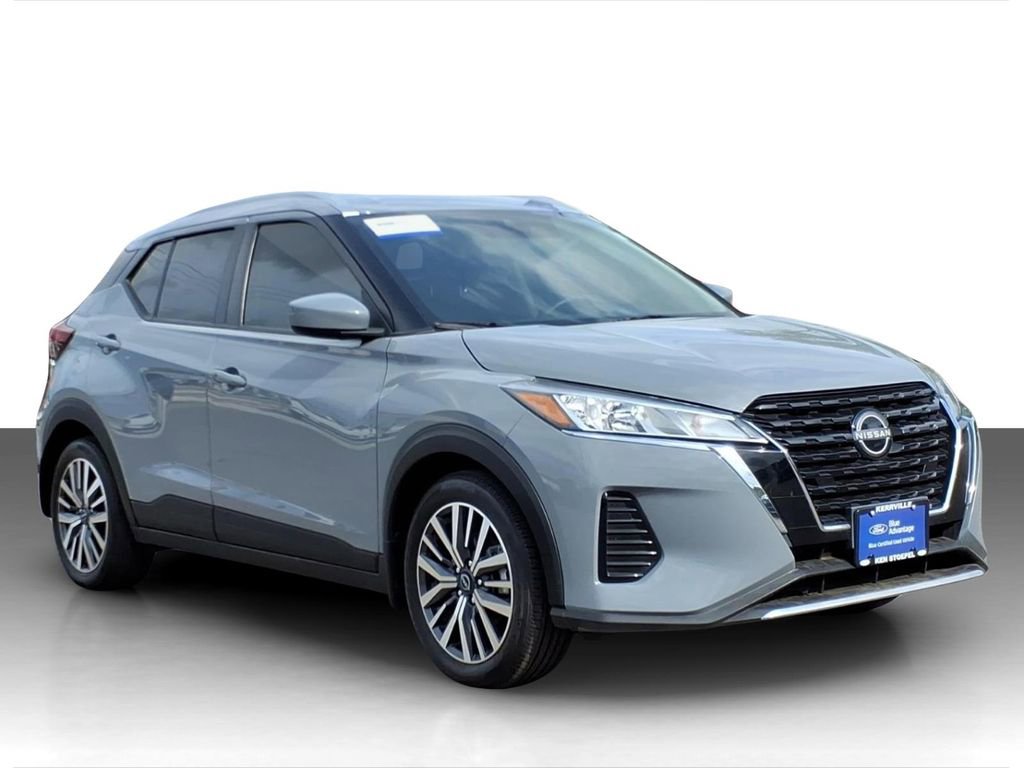 Used 2024 Nissan Kicks SV image 1