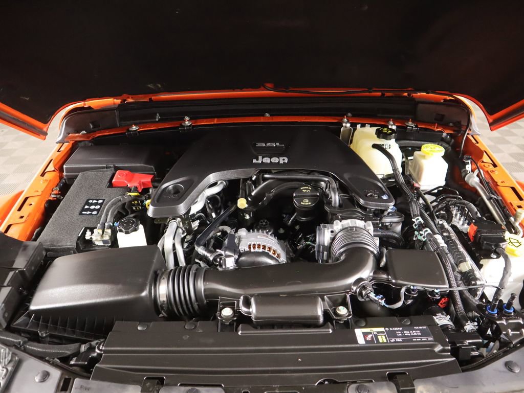 Used 2020 Jeep Gladiator Rubicon w/ Dual Top Group image 29