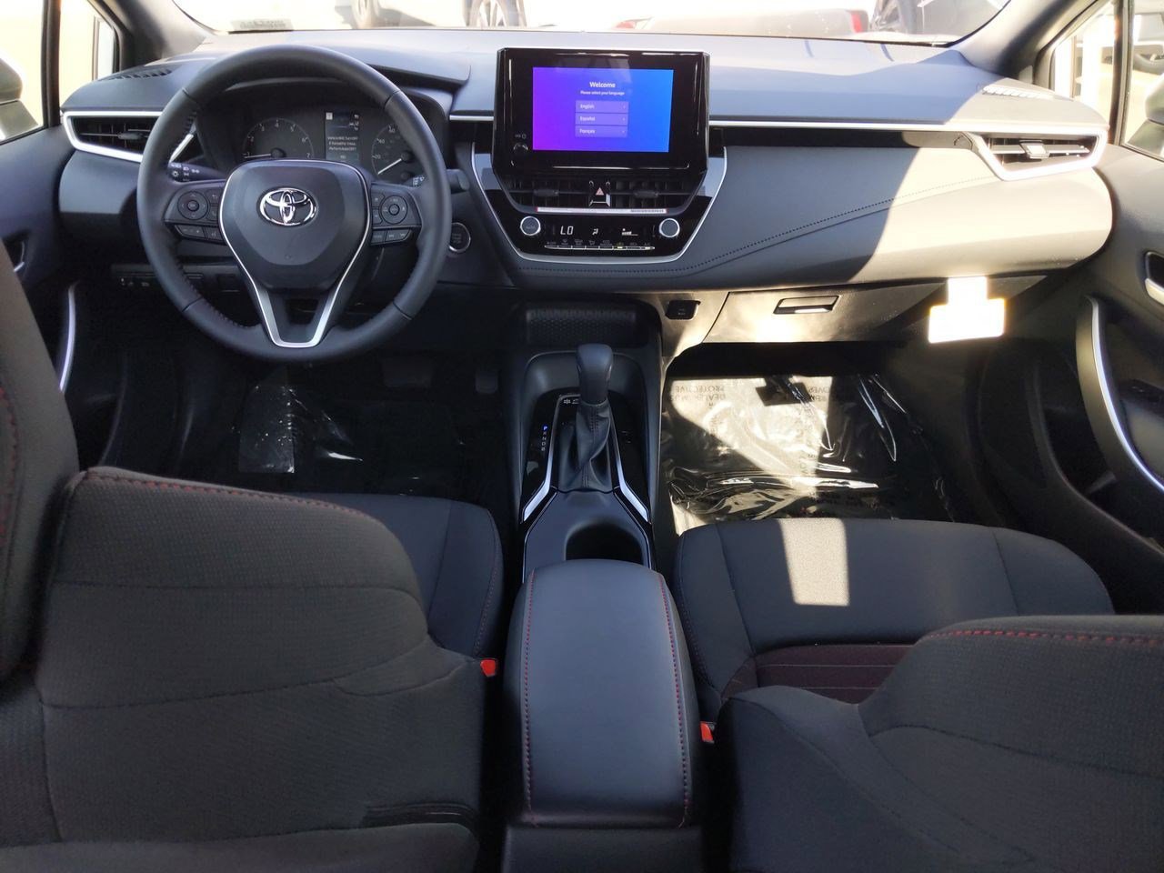 Used 2023 Toyota Corolla SE w/ SE Premium Package image 17